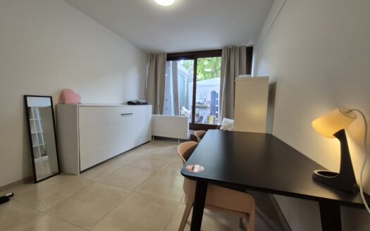 Studio 0002 ° Studio with private kitchenette